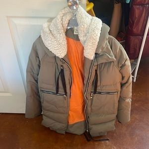 Orolay army green jacket. Oprah’s favorite!